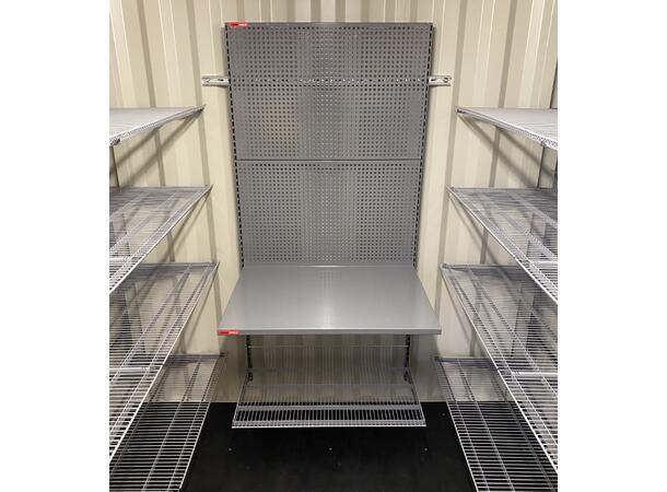 CONTAINER 8 FOT BM M/INNREDNING RAL3020 BM type 3 - Heng. innredning, lys, varme 