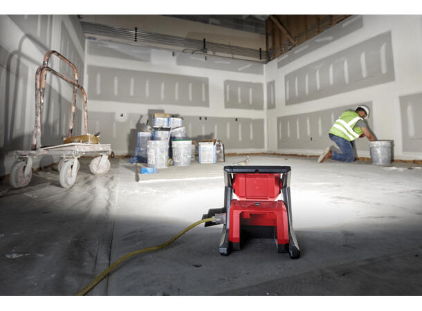 ARBEIDSLAMPE HIGH OUTPUT AREA M18 HOAL-0 4000 Lumens - Milwaukee 