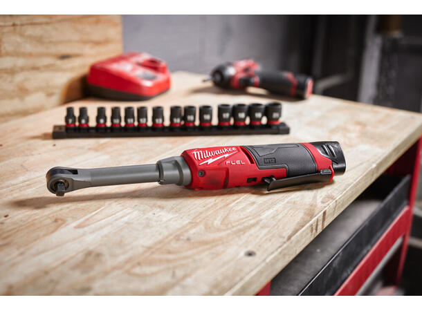 SKRALLE 3/8" DR. M12 LANG HIGH SPEED FHIR38LR-0 - Milwaukee 