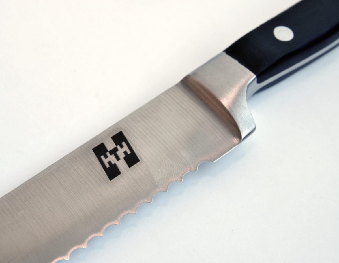 Lasergravert sett med bestikk